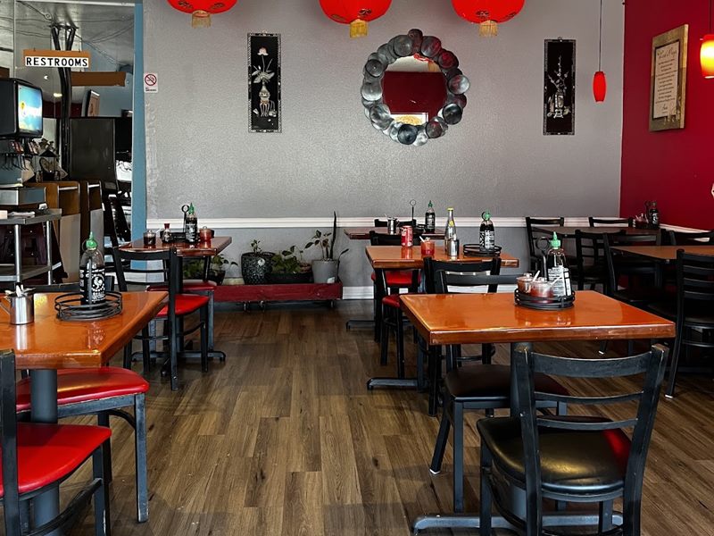 Rice Wok Xpress interior